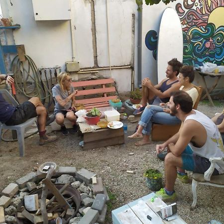 Juha'S Guesthouse - Zarqa Bay Jisr ez Zarqa Екстериор снимка