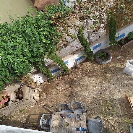 Juha'S Guesthouse - Zarqa Bay Jisr ez Zarqa Екстериор снимка