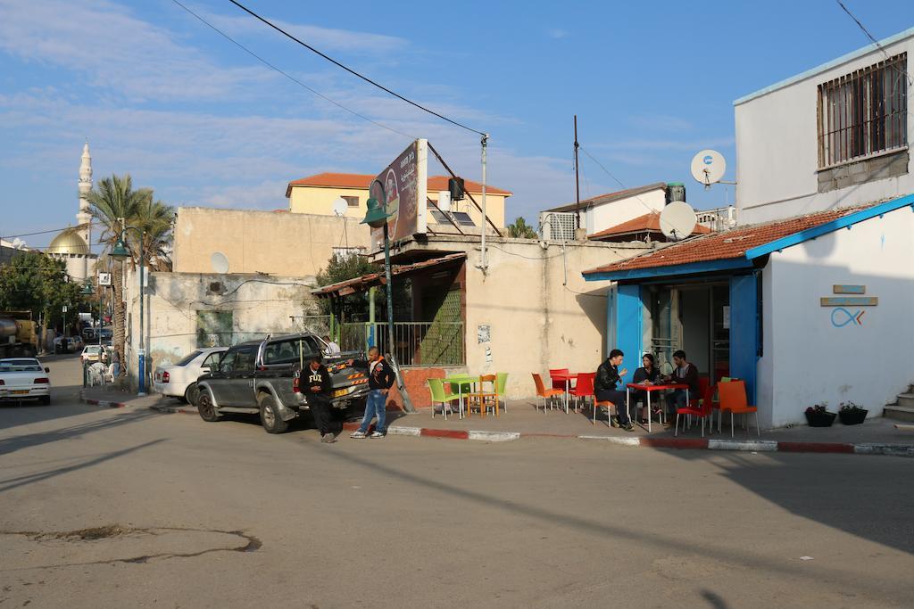 Juha'S Guesthouse - Zarqa Bay Jisr ez Zarqa Екстериор снимка